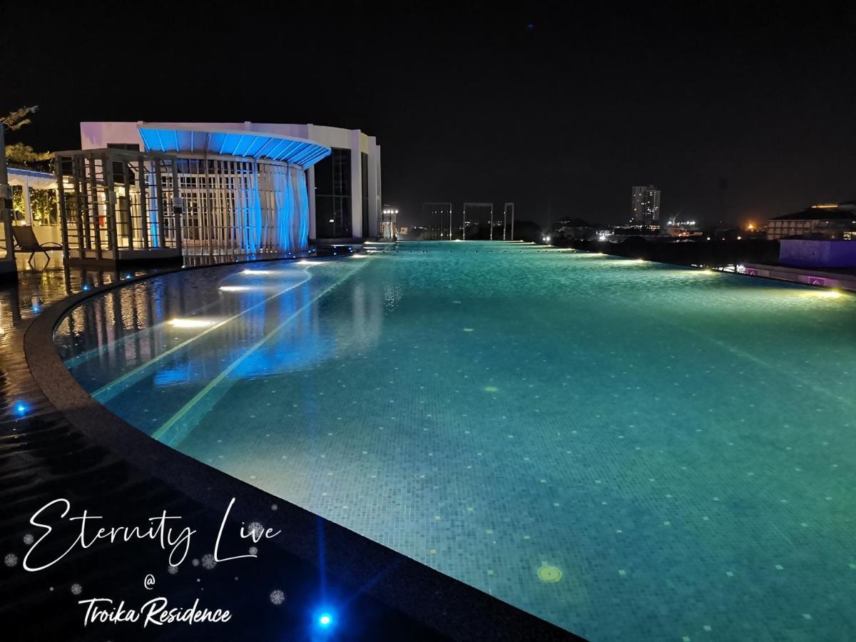 Troika Residence Kota Bharu @ Eternity Live-1B4Pax Esterno foto